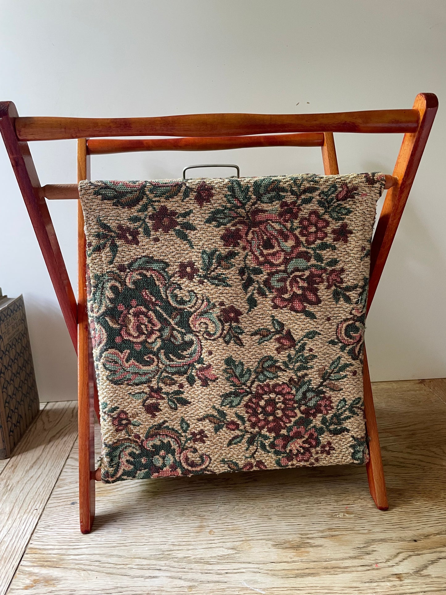 Vintage Knitting Basket Sewing Storage Tapestry Design Craft Storage