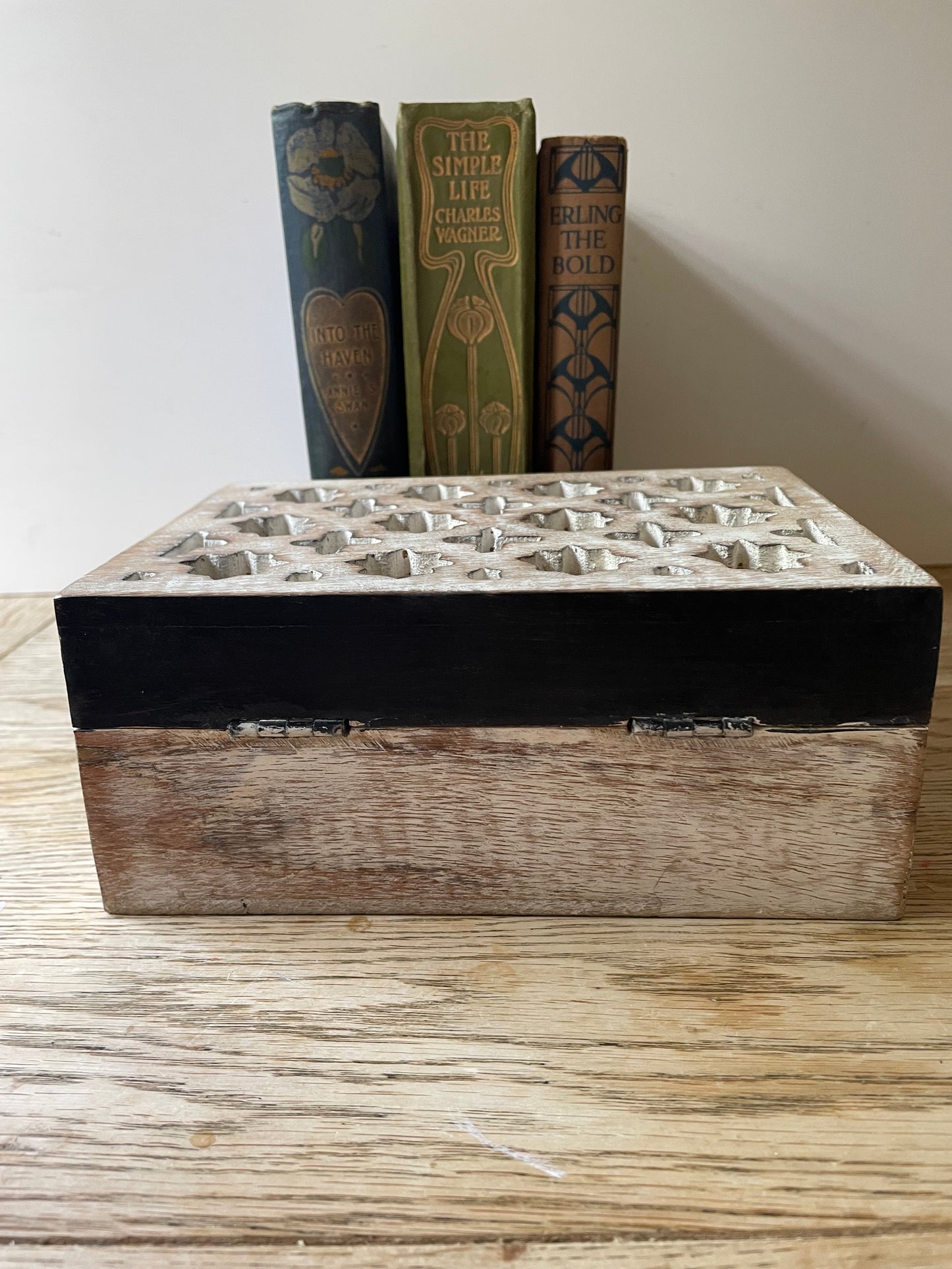 Decorative Keepsake Box Wooden Black White Storage Jewellery