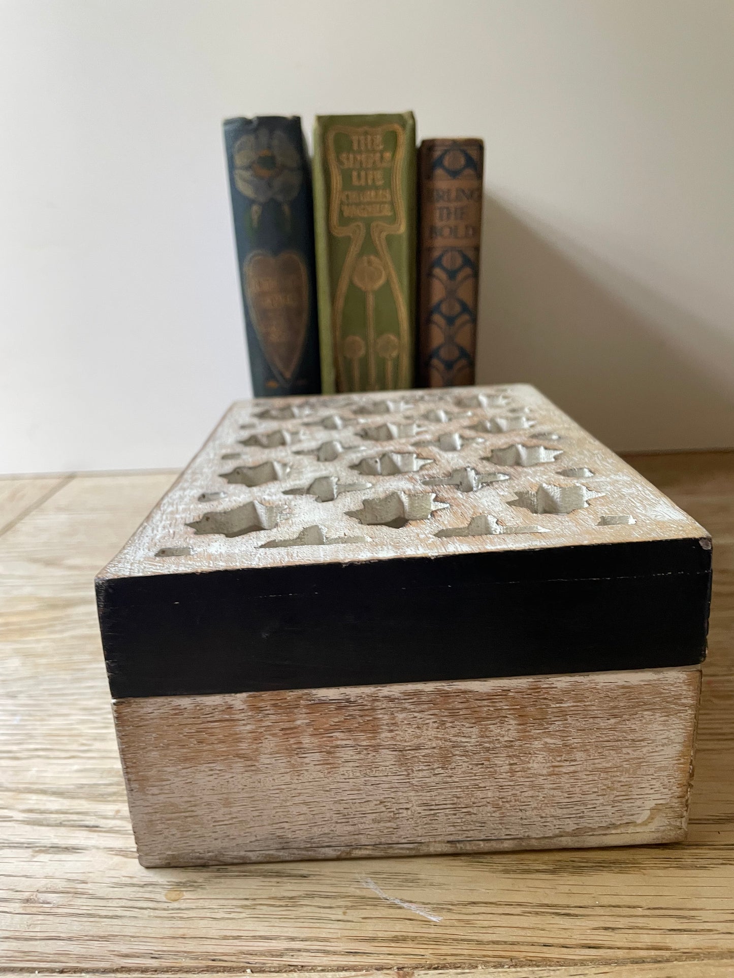 Decorative Keepsake Box Wooden Black White Storage Jewellery