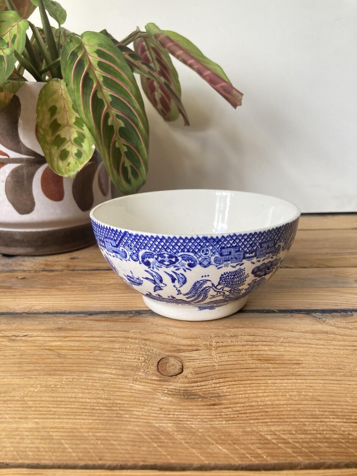 Willow Barrett’s Of Staffordshire Blue White Ceramic Bowl