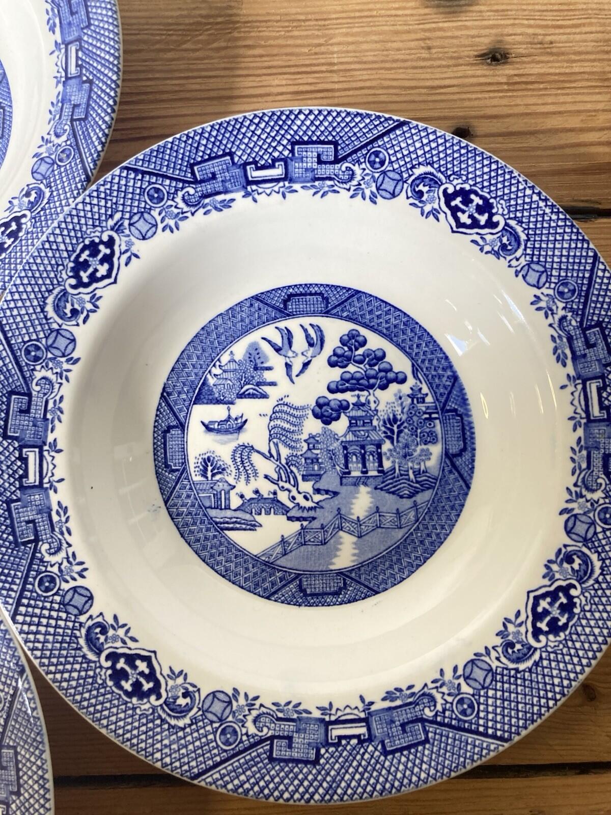 Barratts Willow 4 Rimmed Dessert / Soup Bowls Blue & White